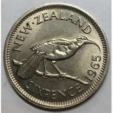 NEW ZEALAND 1965 . SIXPENCE . ERROR . BROKEN WING